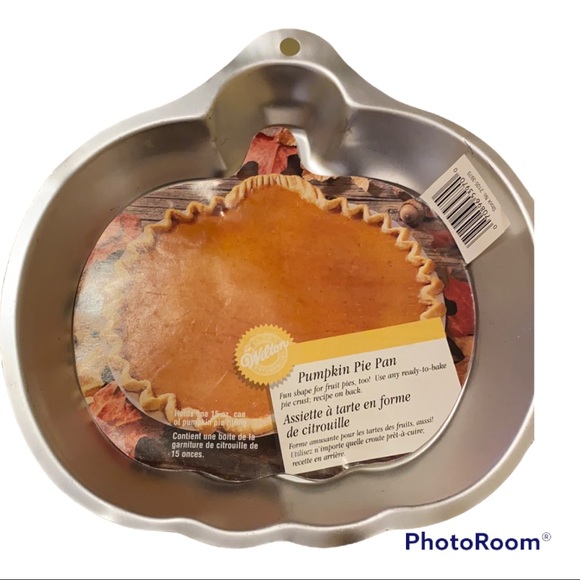 Wilton Aluminum Pumpkin Pie Pan